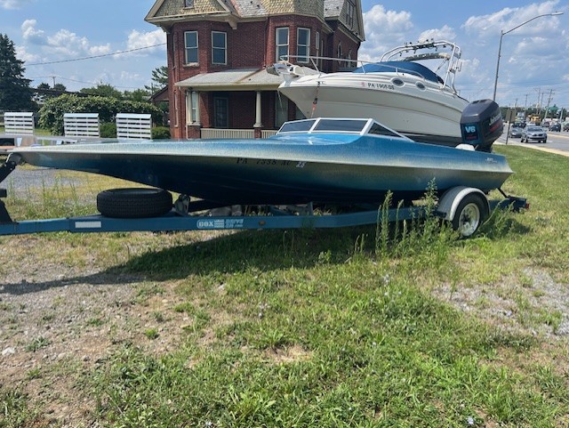 1983 Hydrostream 20' 13