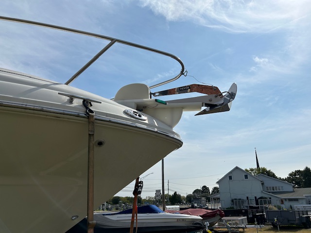 2001 Sea Ray 240 Sundancer Cuddy 43