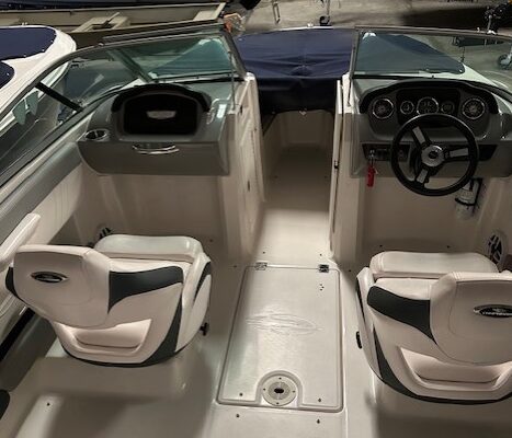 front seats of boat from dinbokowitz marine
