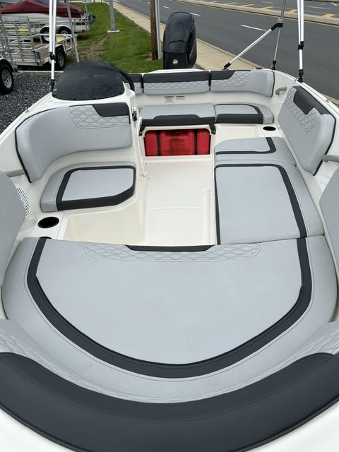 2021 Bayliner Element M15 2